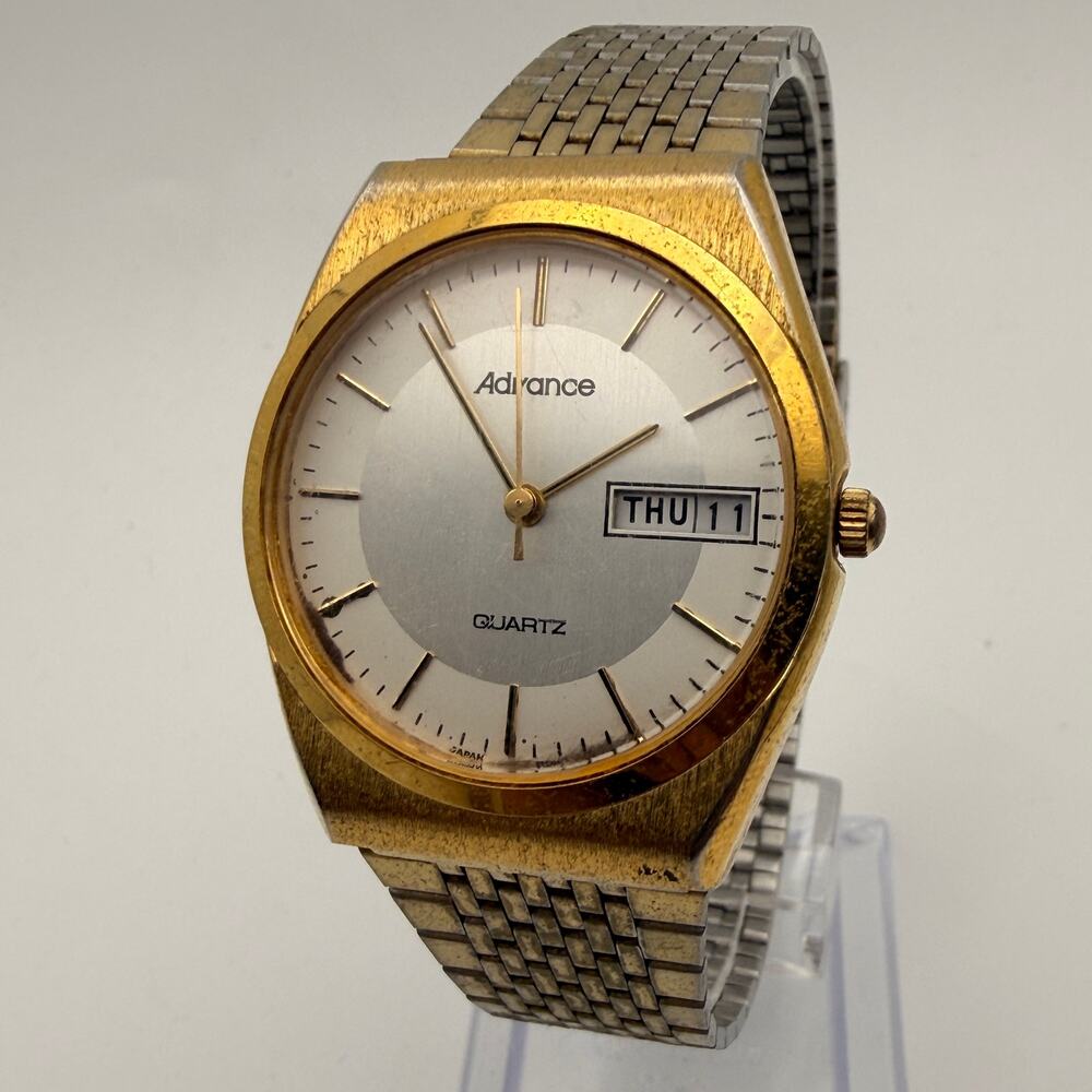 Vintage Advance Quartz Day-Date Men's Wristwatch - 80s/90s Working New Battery